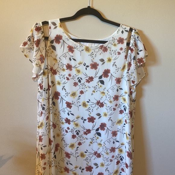 Cold Shoulder Fall Dress - Picture 3 of 4